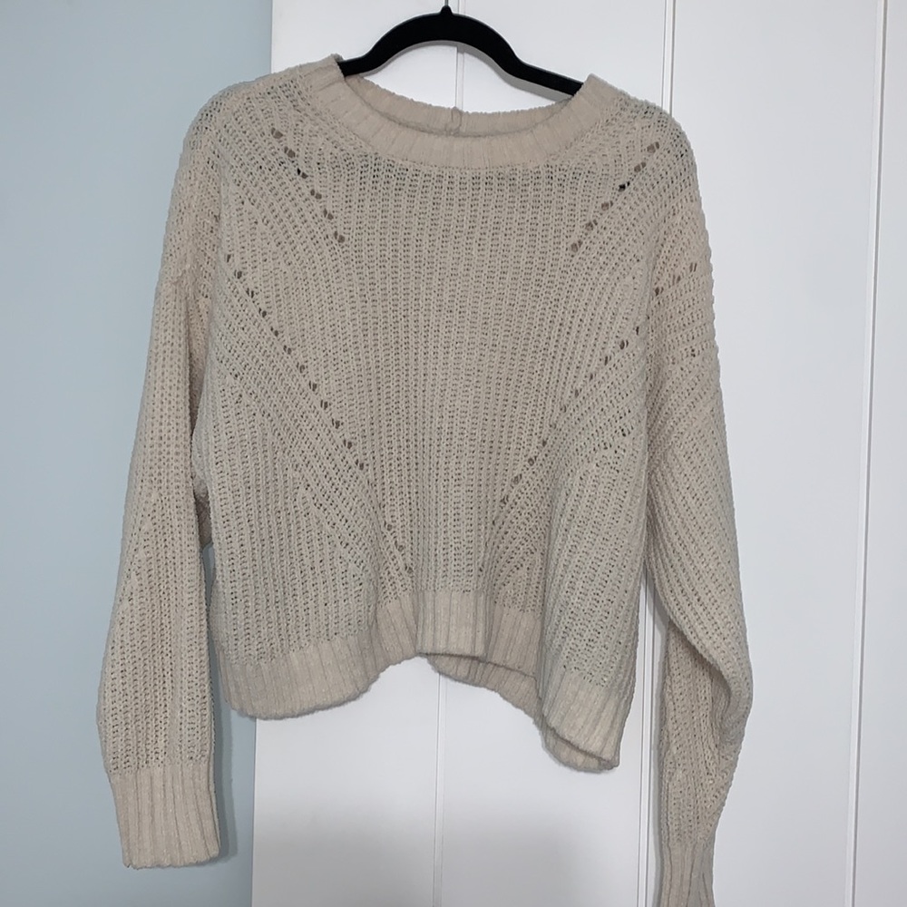 AE oversized cropped sweater - M